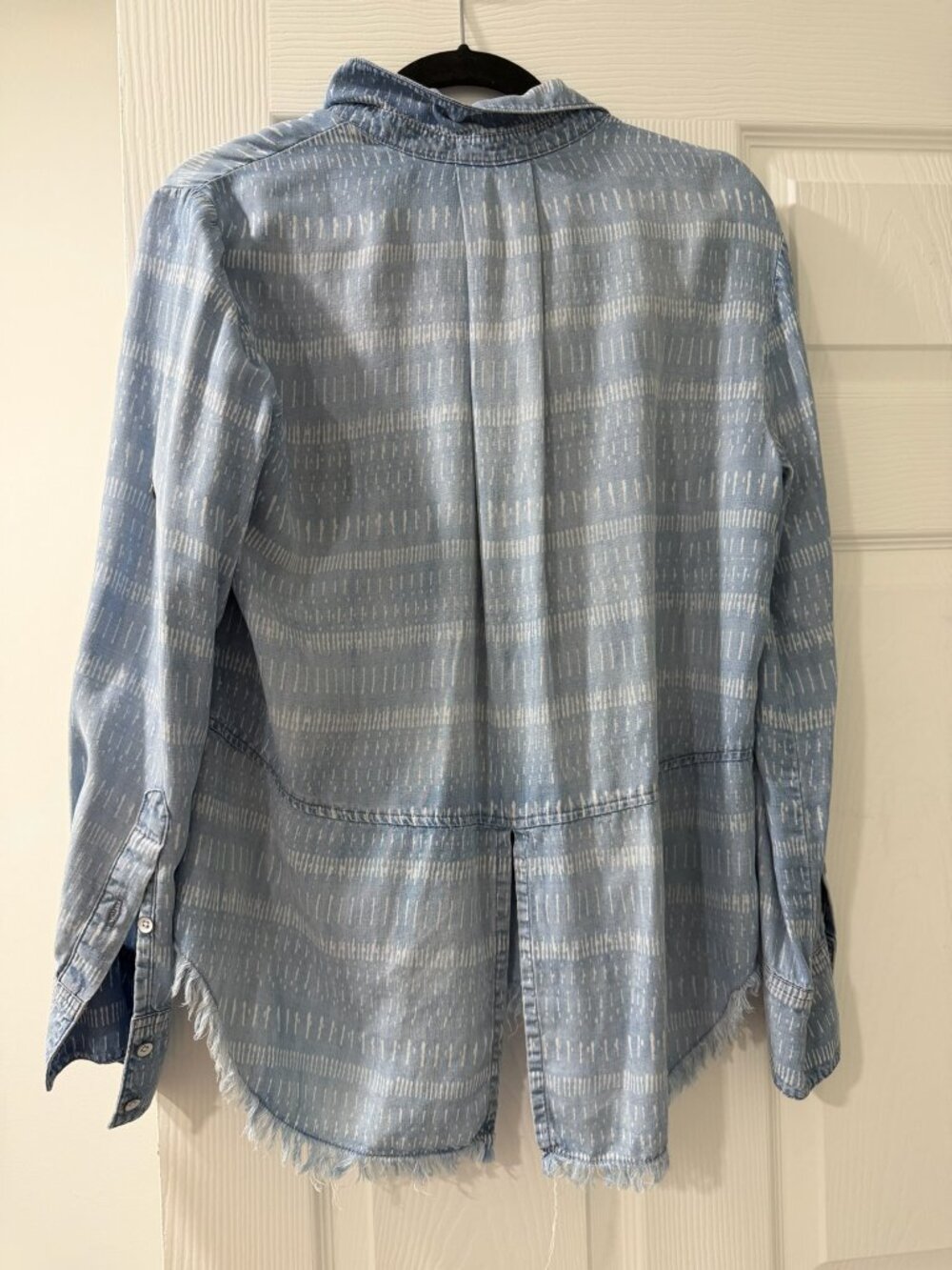 Bella Dahl Striped Tencel Button-Down Shirt Size M | Lightweight Casual Blouse - Picture 3 of 5